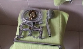 Установка смесителя в ванной