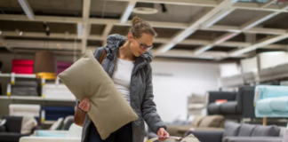 Чем выгодно покупать мебель российских производителей