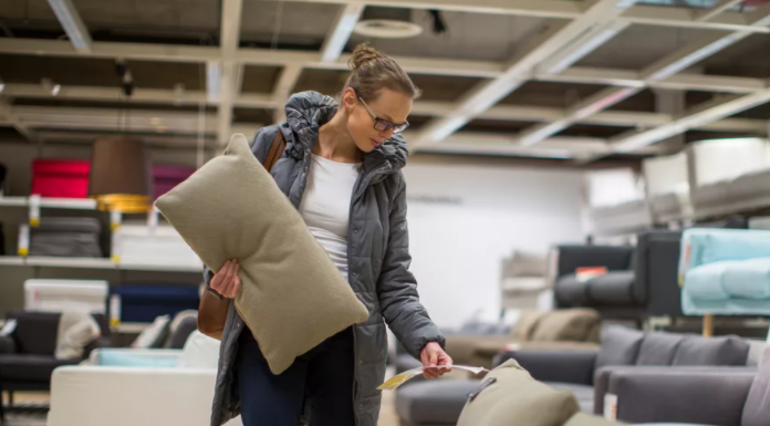 Чем выгодно покупать мебель российских производителей