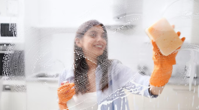 Особенности мойки окон в офисах