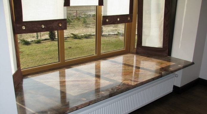 Широкие подоконники из искусственного камня