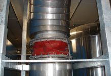 Тканевые компенсаторы – важная деталь в сложных механизмах.