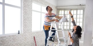 Делаем ремонт в квартире: краска для стен, отделка стен и потолка, двери