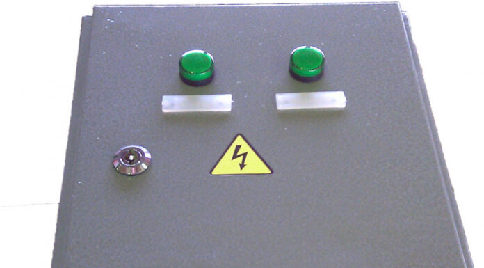 Где и как применяются щиты автоматического переключения