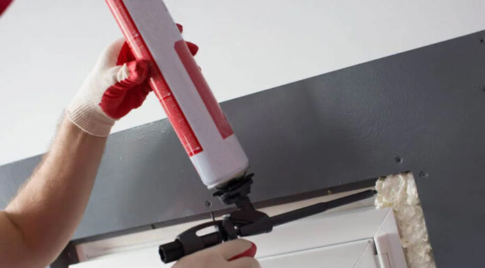 Монтажная пена как универсальный утеплитель