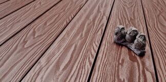 Террасная доска — все, что нужно знать перед покупкой