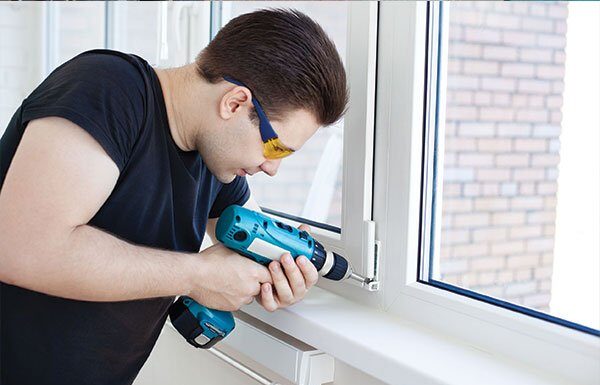 Преимущества обслуживания окон профессионалами