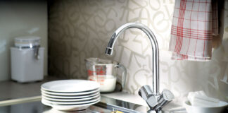 Смеситель как главный атрибут кухни и ванной комнаты