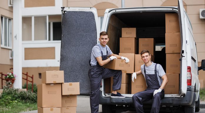 Переезд: как подготовиться и перевезти вещи в безопасности
