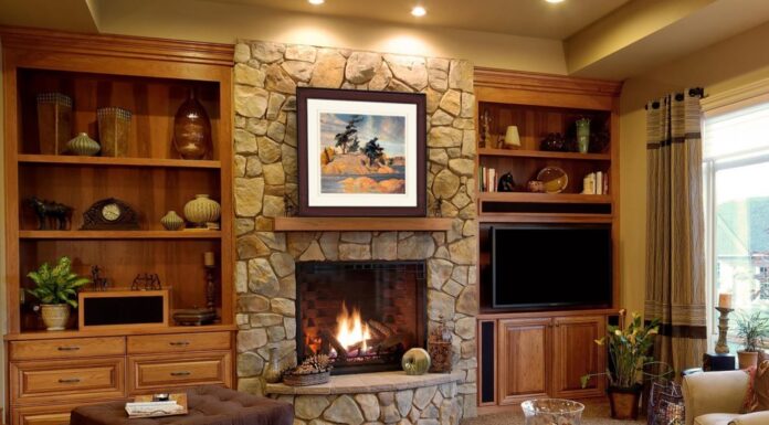 Гостиная с камином: как выбрать и как оформить