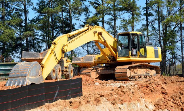 Плюсы аренды спецтехники для строительных проектов