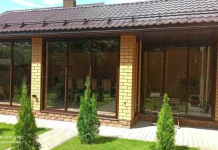 Холодное панорамное остекление: плюсы и возможности