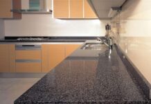 Из каких материалов делают столешницы для кухни