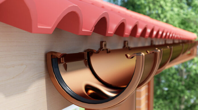 Какие водостоки выбрать для частного дома?