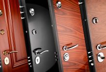 Выбор двери и дверных ручек