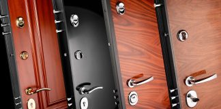 Выбор двери и дверных ручек