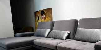 Угловой диван с функцией сна или без — что стоит знать перед выбором?